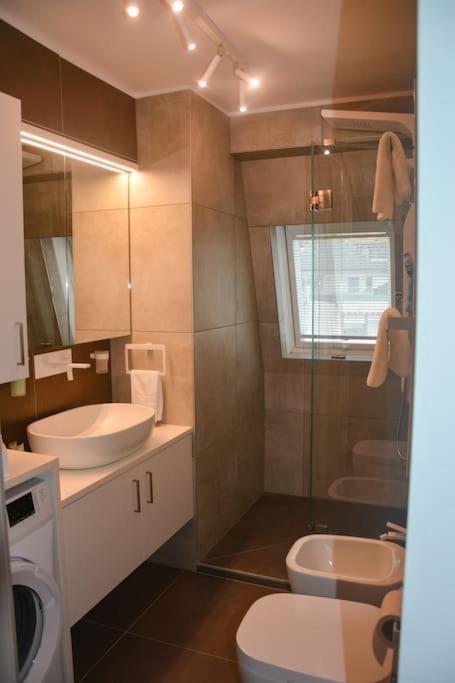 Moderne Ferienwohnung Мерано Екстер'єр фото